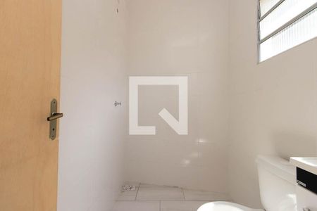 Banheiro de apartamento para alugar com 1 quarto, 49m² em Vila Nova Galvão, São Paulo