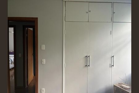 Apartamento à venda com 3 quartos, 110m² em Sion, Belo Horizonte