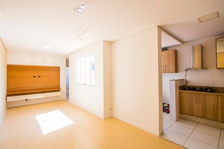 Sala de apartamento para alugar com 2 quartos, 60m² em Parque Sao Vicente, Santo André
