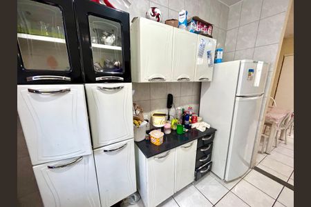Apartamento para alugar com 47m², 2 quartos e 1 vagaCozinha 