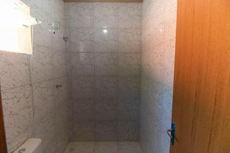 Banheiro de kitnet/studio para alugar com 1 quarto, 40m² em Engenho do Mato, Niterói