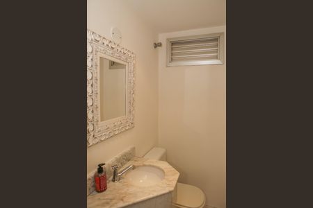 Apartamento para alugar com 170m², 4 quartos e 3 vagasLavabo