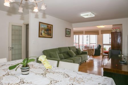 Apartamento para alugar com 170m², 4 quartos e 3 vagasSala