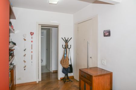 Apartamento para alugar com 170m², 4 quartos e 3 vagasEntrada