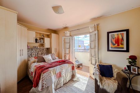 Casa à venda com 246m², 2 quartos e sem vagaQuarto 1