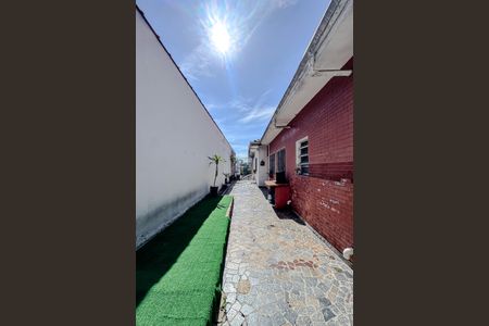 Casa à venda com 246m², 2 quartos e sem vagaÁrea externa