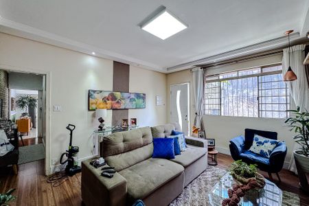 Casa à venda com 246m², 2 quartos e sem vagaSala