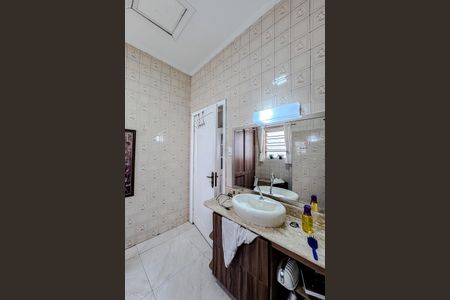 Casa à venda com 246m², 2 quartos e sem vagaBanheiro