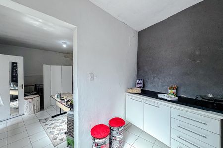 Casa à venda com 246m², 2 quartos e sem vagaEscritório