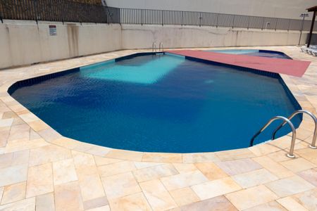 Apartamento para alugar com 60m², 3 quartos e 1 vagaÁrea comum - Piscina