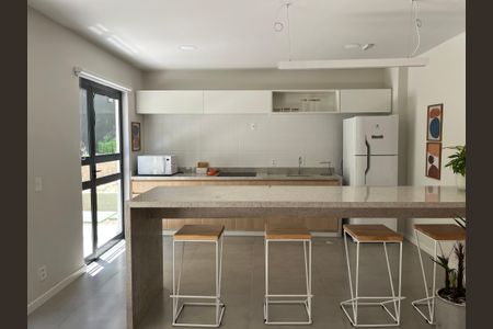 Apartamento para alugar com 25m², 1 quarto e sem vagaÁrea comum - Salão de festas