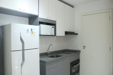 Cozinha de apartamento para alugar com 1 quarto, 25m² em Barra Funda, São Paulo