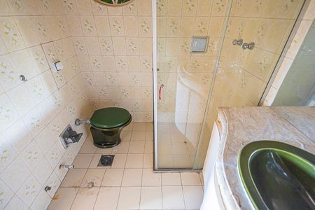 Casa para alugar com 350m², 5 quartos e 4 vagassuite