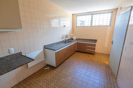 Casa para alugar com 350m², 5 quartos e 4 vagascozinha