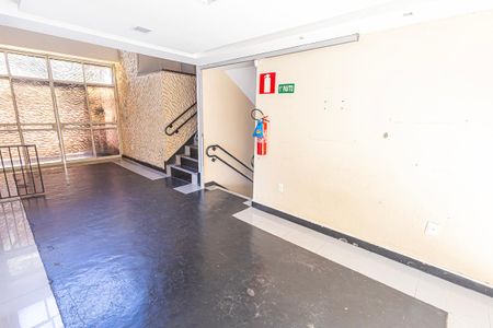 Casa para alugar com 350m², 5 quartos e 4 vagassala