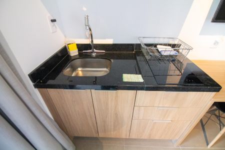 Cozinha - Armários de kitnet/studio para alugar com 1 quarto, 30m² em Cidade Monções, São Paulo