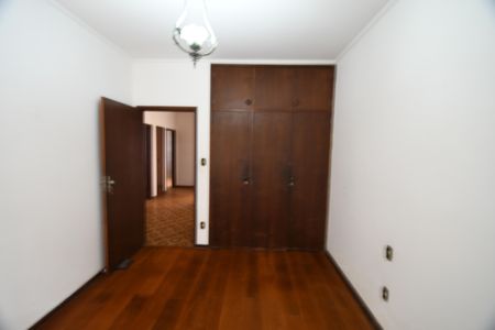 Casa à venda com 540m², 4 quartos e 4 vagasQuarto 1