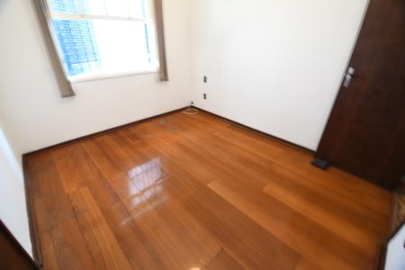 Casa à venda com 540m², 4 quartos e 4 vagasQuarto 3 