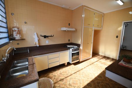 Casa à venda com 540m², 4 quartos e 4 vagasCozinha