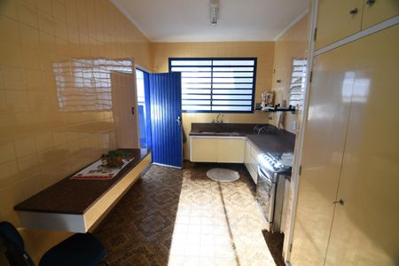 Casa à venda com 540m², 4 quartos e 4 vagasCozinha