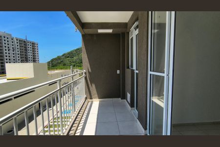 Varanda  de apartamento à venda com 3 quartos, 60m² em Barra Olímpica, Rio de Janeiro