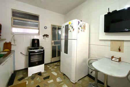 Casa à venda com 360m², 3 quartos e 4 vagasCozinha