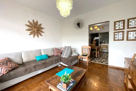 Sala de casa à venda com 3 quartos, 360m² em Cachoeirinha, Belo Horizonte