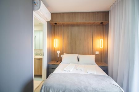 Studio à venda com 28m², 1 quarto e sem vaga Studio à venda com 28m², 1 quarto e sem vagaSala / Quarto - Studio