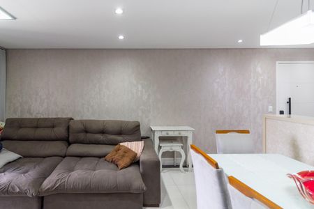 Apartamento à venda com 70m², 3 quartos e 2 vagasSala