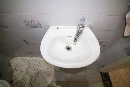 Casa à venda com 120m², 3 quartos e 2 vagas Casa à venda com 120m², 3 quartos e 2 vagasLavabo