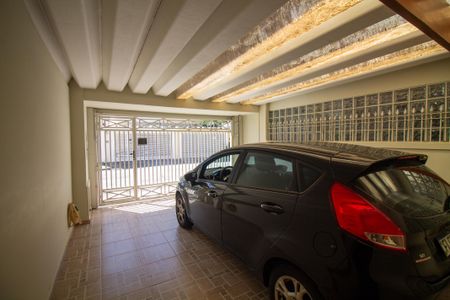 Casa à venda com 120m², 3 quartos e 2 vagas Casa à venda com 120m², 3 quartos e 2 vagasGaragem