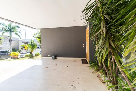 Casa de condomínio à venda com 380m², 4 quartos e 4 vagas Casa de condomínio à venda com 380m², 4 quartos e 4 vagasGaragem