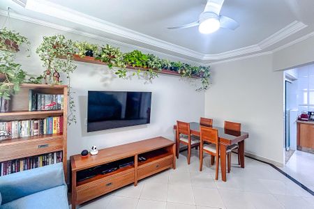 Casa de condomínio à venda com 60m², 2 quartos e 1 vagaSala