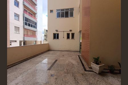 Apartamento à venda com 75m², 3 quartos e 1 vaga
