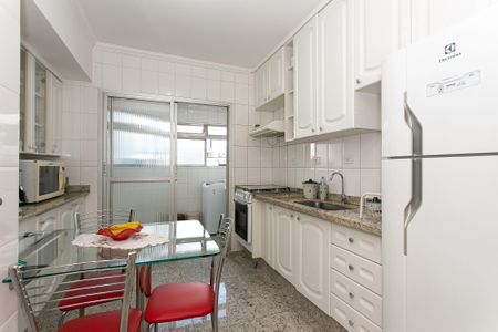 Apartamento à venda com 64m², 2 quartos e 1 vagaCozinha