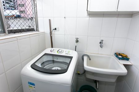 Apartamento à venda com 64m², 2 quartos e 1 vagaÁrea de Serviço