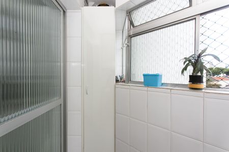 Apartamento à venda com 64m², 2 quartos e 1 vagaÁrea de Serviço