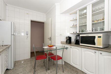 Apartamento à venda com 64m², 2 quartos e 1 vagaCozinha