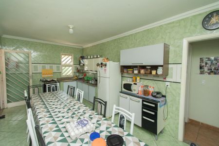 Casa à venda com 360m², 4 quartos e 5 vagasCozinha