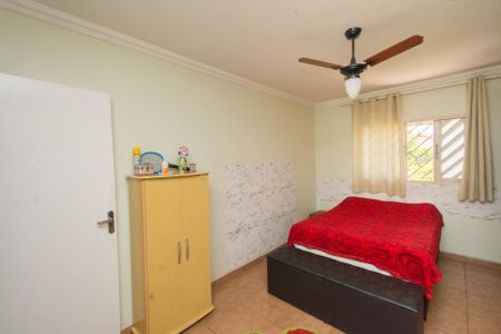 Casa à venda com 360m², 4 quartos e 5 vagasSuíte