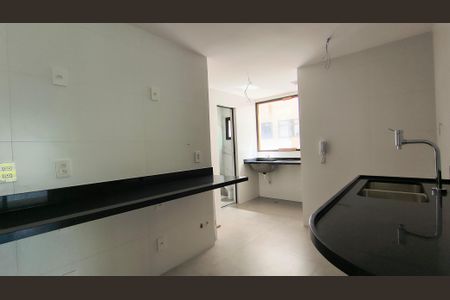 Apartamento à venda com 114m², 3 quartos e 2 vagas Apartamento à venda com 114m², 3 quartos e 2 vagasCozinha e Área de Serviço