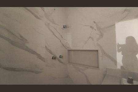 Apartamento à venda com 114m², 3 quartos e 2 vagas Apartamento à venda com 114m², 3 quartos e 2 vagasBanheiro Social