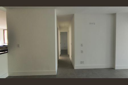 Apartamento à venda com 114m², 3 quartos e 2 vagas Apartamento à venda com 114m², 3 quartos e 2 vagasSala