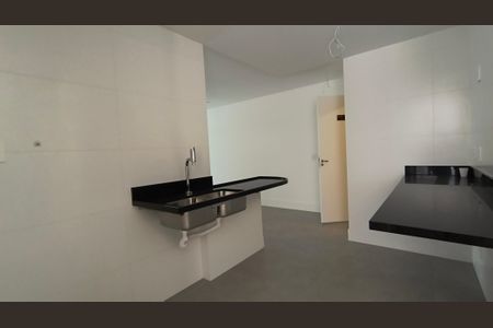 Apartamento à venda com 114m², 3 quartos e 2 vagas Apartamento à venda com 114m², 3 quartos e 2 vagasCozinha e Área de Serviço