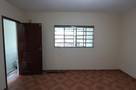 Casa à venda com 3 quartos, 178m² em Jardim das Rosas (Zona Leste I), São Paulo