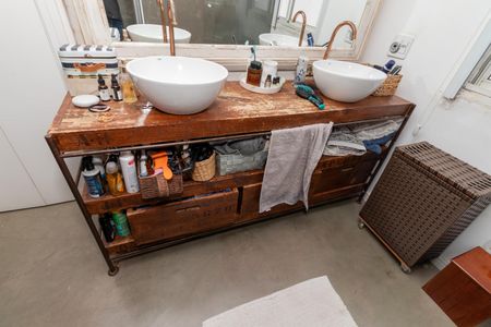 Apartamento à venda com 105m², 1 quarto e 2 vagasLavatório da Suite