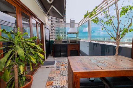 Apartamento à venda com 105m², 1 quarto e 2 vagasVaranda Gourmet