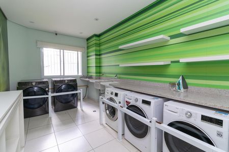 Apartamento à venda com 54m², 2 quartos e 1 vagaÁrea comum - Lavanderia