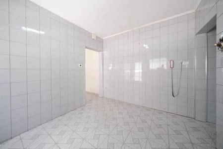 Casa para alugar com 70m², 2 quartos e 2 vagasCozinha