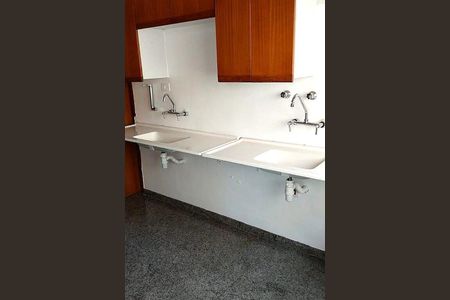 Apartamento à venda com 292m², 4 quartos e 4 vagas